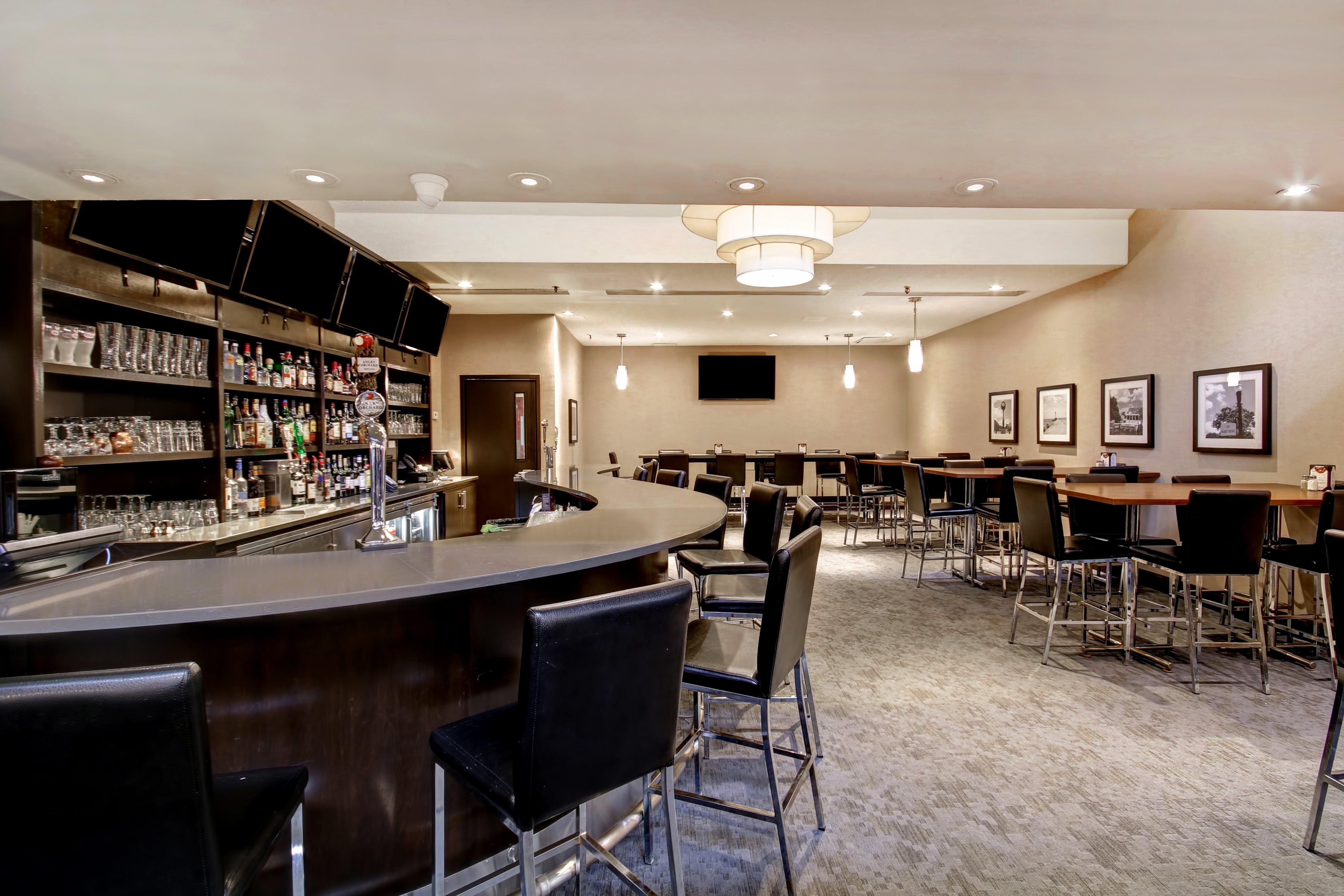 Holiday Inn Oakville Centre By Ihg Exterior foto